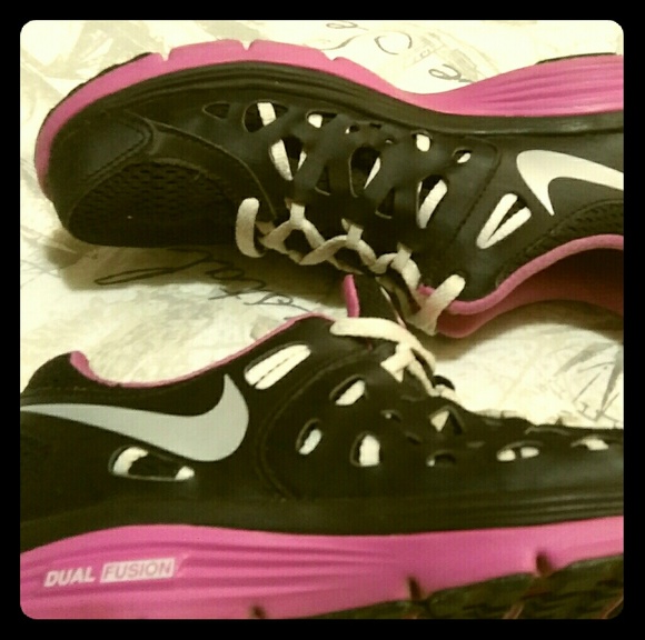 nike dual fusion rosa